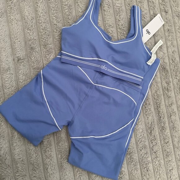 Alo Yoga Airbrush Heart Throb Bra and Legging Set Blue - Picture 3 of 3